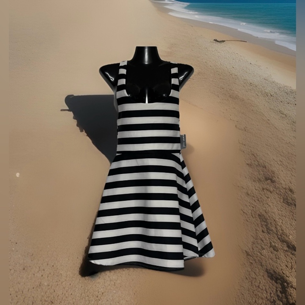 New w/Tags WET SEAL Black & White Stripe Slip-On Dress, Size Small